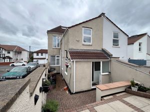 Photo 5- click for photo gallery